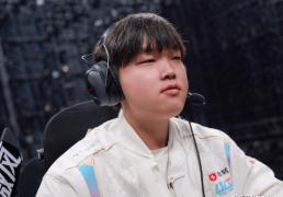 2025年中國(guó)電(diàn)竞报告公布，LOL热度(dù)持续下(xià)滑，但整(zhěng)体数据还是上陞(shēng)