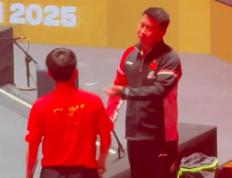 王皓複(fù)盘林诗栋比赛，指出心态技術(shù)待提(tí)升