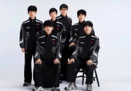 【一竞技1JingJi】LOL：S15全球(qiú)总决赛瑞士(shì)轮 TES 2比1淘(táo)汰BLG！