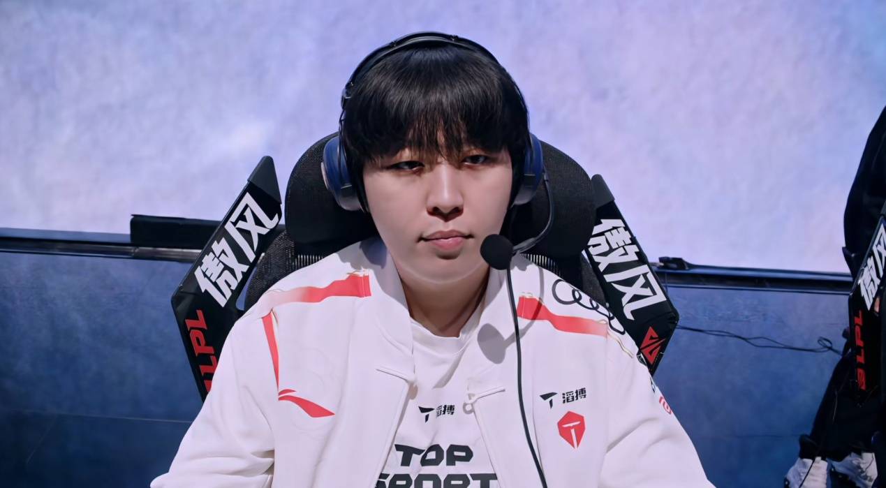 LPL今(jīn)夕是(shì)何年!TheShy登顶历史第(dì)一(yī),最佳陣(zhèn)容公布,JKL成为赢家(jiā)