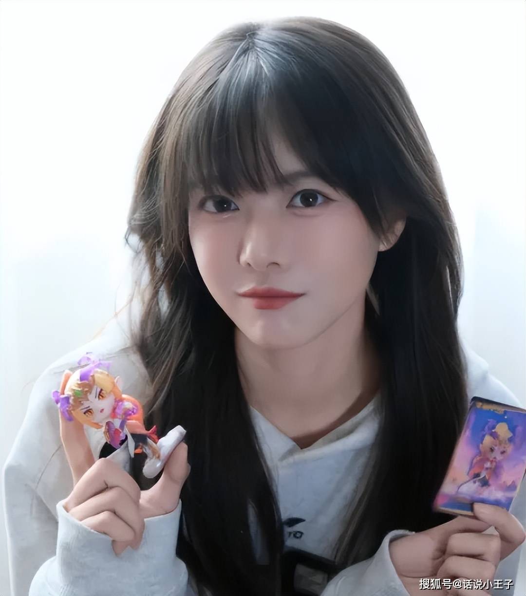 骆歆亲口承(chéng)認(rèn)主持不了(le)世界赛！AL迎来一件坏事(shì)，大黄：敢(gǎn)说T1能赢AL都是(shì)没骨气