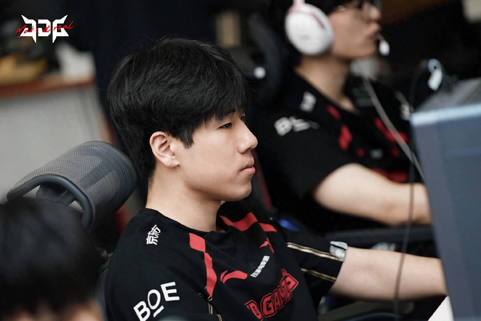 德杯关键戰(zhàn)：OMG冲连勝(shèng)遇阻？BLG与LNG上演究(jiū)极大戰(zhàn)